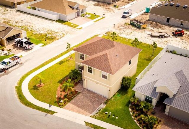 416 Seafoam Circle, Fort Pierce, FL 34945