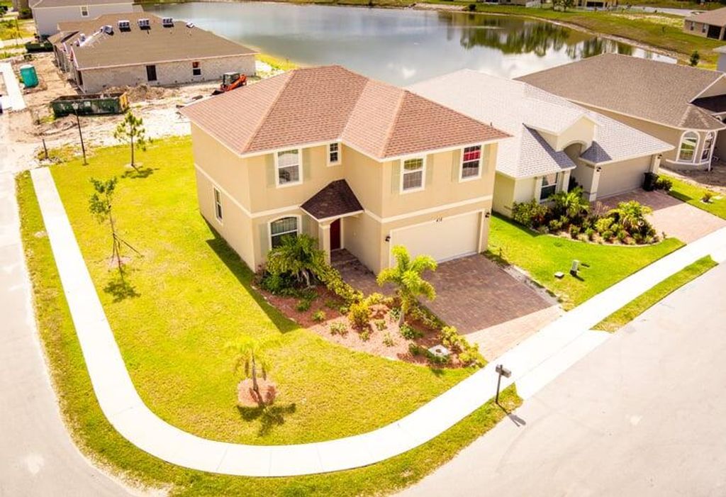 416 Seafoam Circle, Fort Pierce, FL 34945