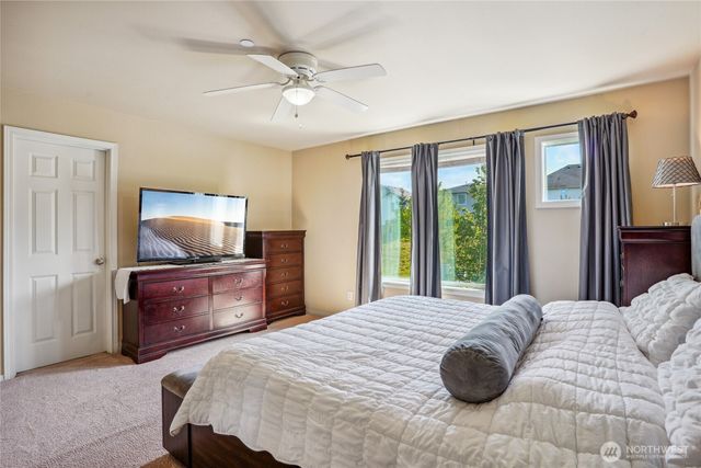 3234 Hoffman Hill Boulevard, Dupont, WA 98327