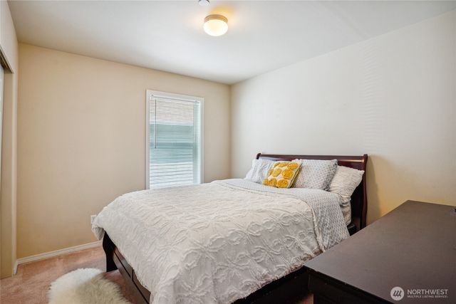 3234 Hoffman Hill Boulevard, Dupont, WA 98327
