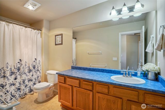 3234 Hoffman Hill Boulevard, Dupont, WA 98327