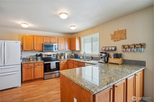 3234 Hoffman Hill Boulevard, Dupont, WA 98327