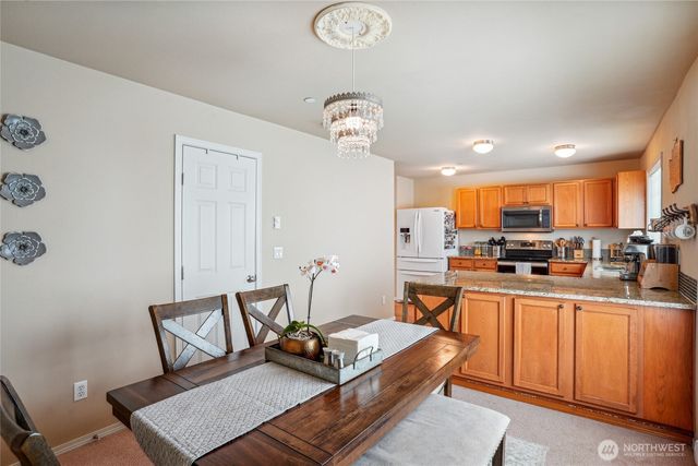 3234 Hoffman Hill Boulevard, Dupont, WA 98327
