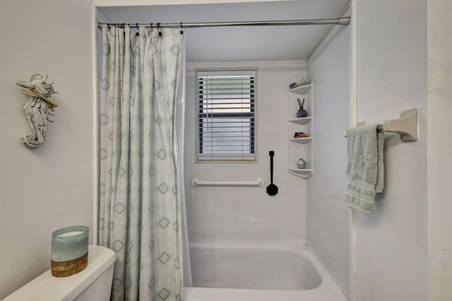 1127 E Seminole Avenue 22c, Jupiter, FL 33477