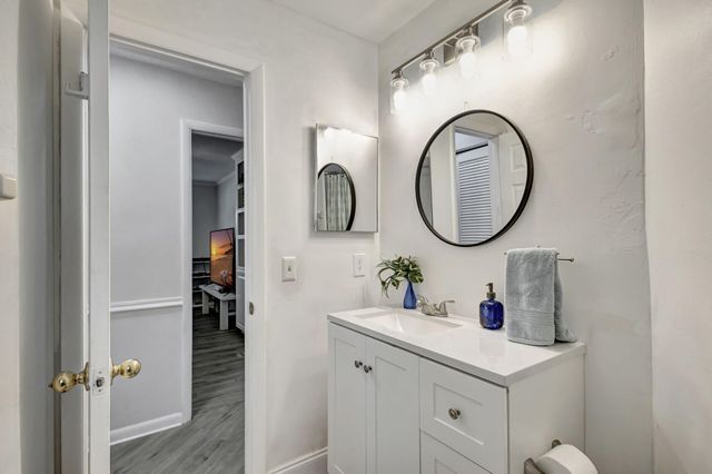 1127 E Seminole Avenue 22c, Jupiter, FL 33477