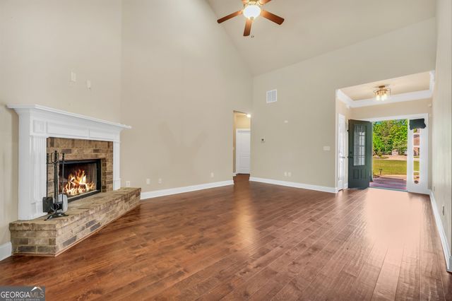 205 Arborview Drive, Mcdonough, GA 30252