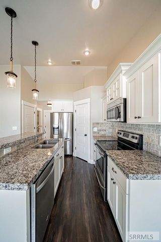 3531 E Beretta Avenue, Idaho Falls, ID 83401