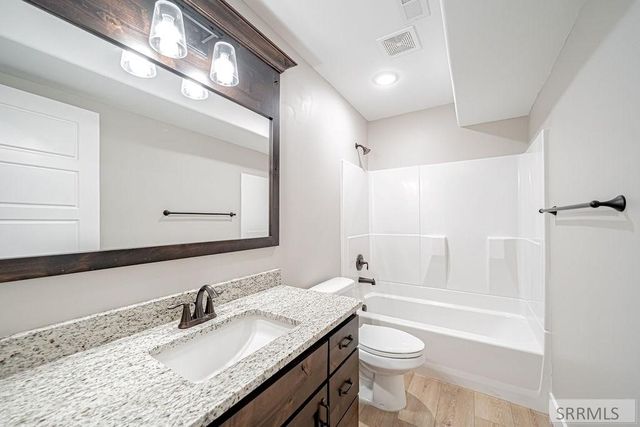 3531 E Beretta Avenue, Idaho Falls, ID 83401