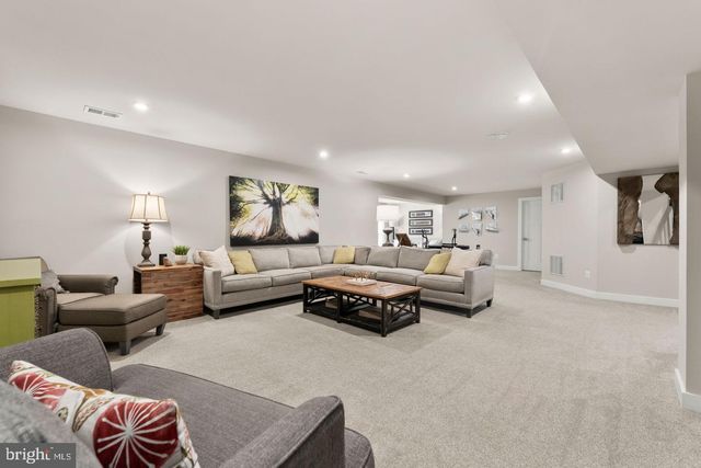 7795 WARRENTON CHASE DR, Warrenton, VA 20187