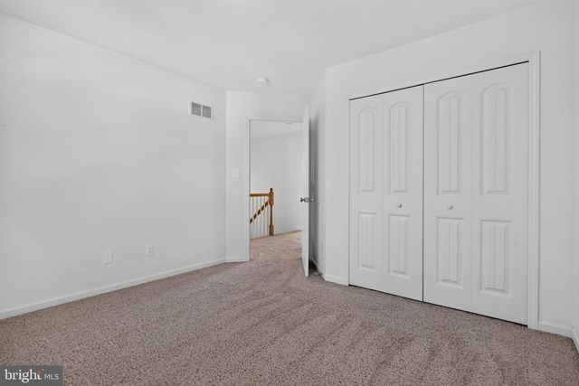 201 WHEATSTONE LN, Lebanon, PA 17042