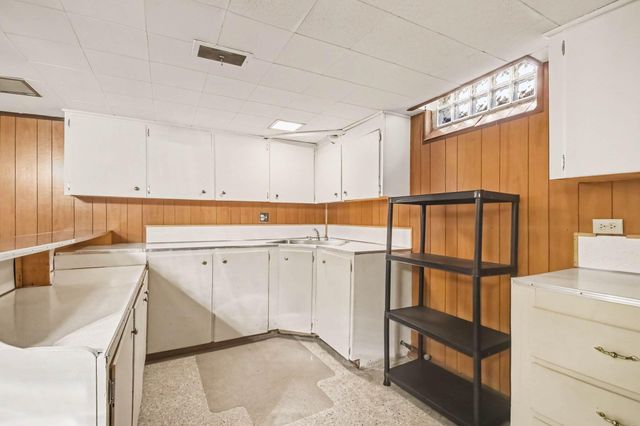 3804 Navaho Street Sw, Grandville City, MI 49418