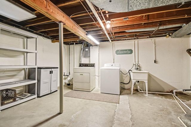 3804 Navaho Street Sw, Grandville City, MI 49418