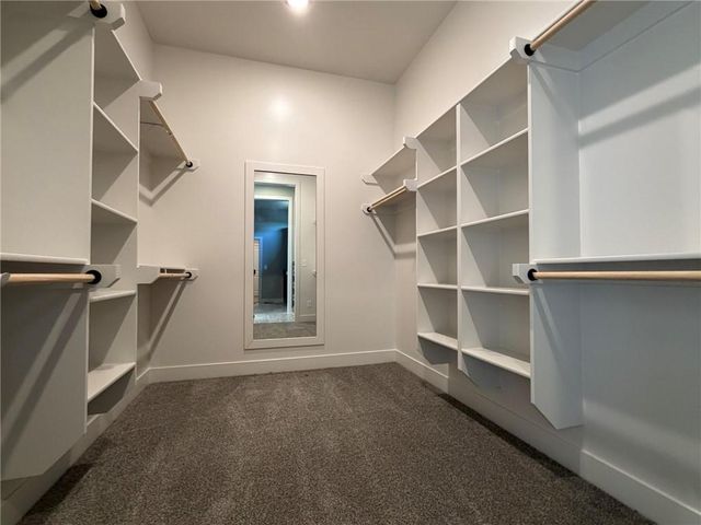 4516 SW Berkshire Drive, Lee's Summit, MO 64083