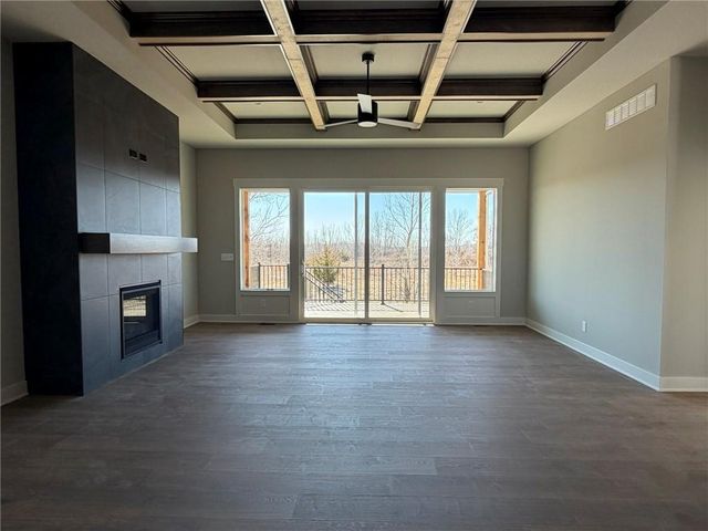 4516 SW Berkshire Drive, Lee's Summit, MO 64083