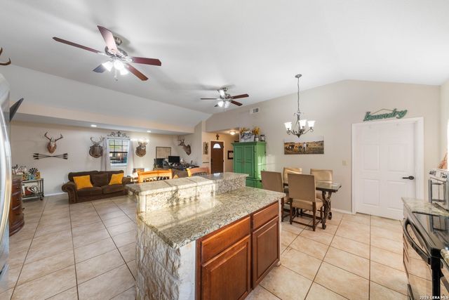 201 Bryan, Jourdanton, TX 78026