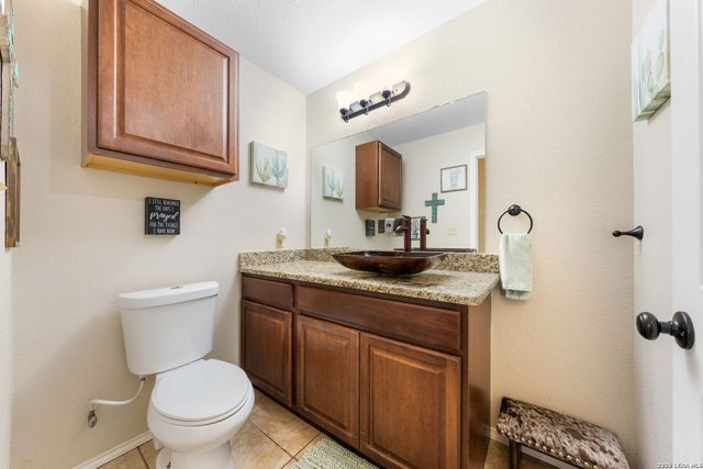 201 Bryan, Jourdanton, TX 78026