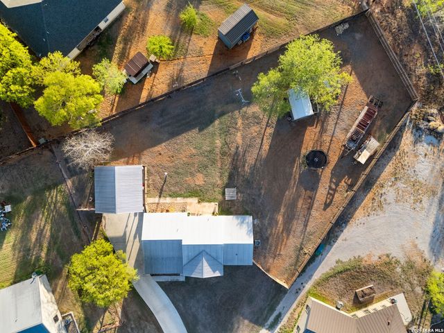 201 Bryan, Jourdanton, TX 78026