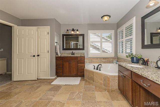 306 Magnolia Valley Drive, O'fallon, MO 63366