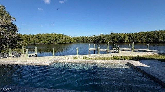432 Seaworthy RD, North Fort Myers, FL 33903