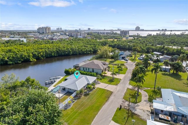 432 Seaworthy RD, North Fort Myers, FL 33903