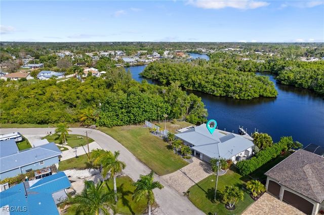 432 Seaworthy RD, North Fort Myers, FL 33903