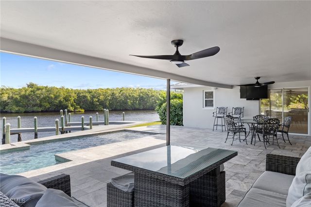 432 Seaworthy RD, North Fort Myers, FL 33903