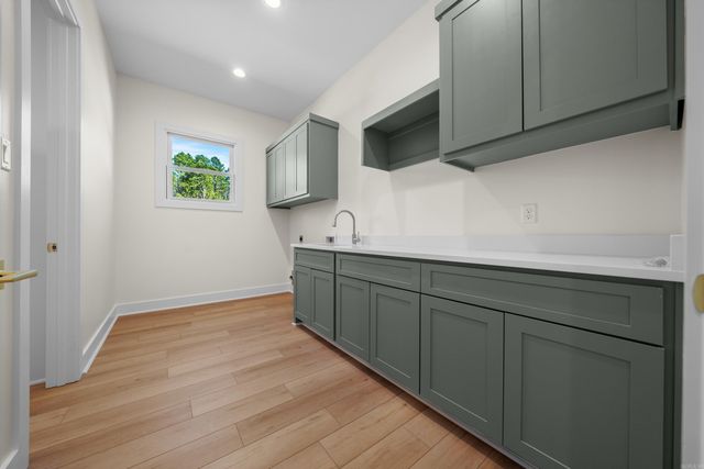 249 Gardens Gate Circle, Hot Springs, AR 71901