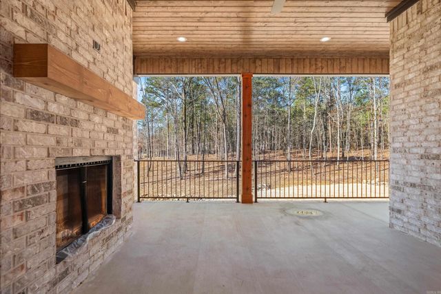 249 Gardens Gate Circle, Hot Springs, AR 71901