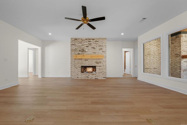 249 Gardens Gate Circle, Hot Springs, AR 71901