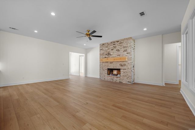 249 Gardens Gate Circle, Hot Springs, AR 71901