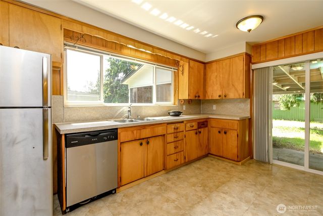 9410 355th Street S, Mckenna, WA 98558