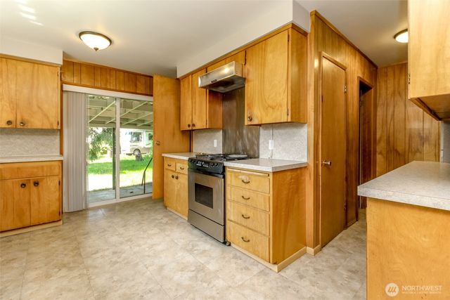 9410 355th Street S, Mckenna, WA 98558