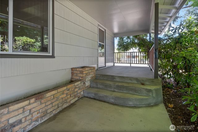 9410 355th Street S, Mckenna, WA 98558