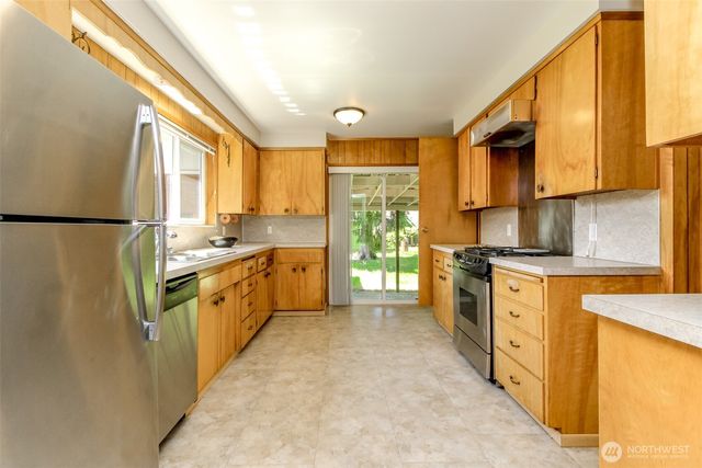 9410 355th Street S, Mckenna, WA 98558