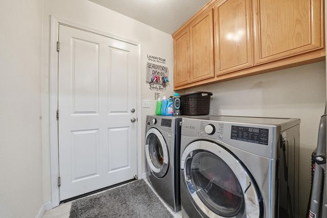 4390 Cheyenne Dr, Ione, CA 95640