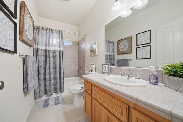 4390 Cheyenne Dr, Ione, CA 95640