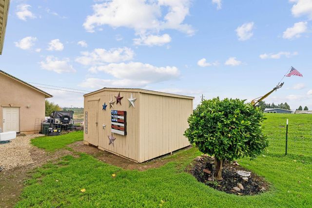 4390 Cheyenne Dr, Ione, CA 95640