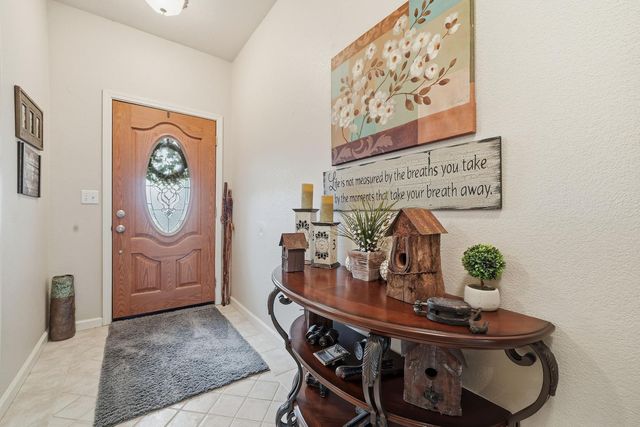 4390 Cheyenne Dr, Ione, CA 95640