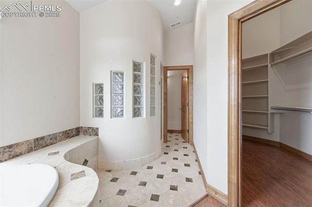 5805 Gladstone Street, Colorado Springs, CO 80906