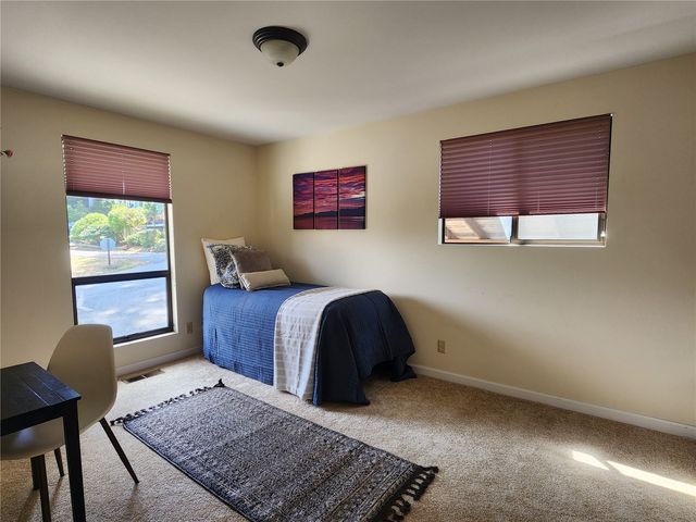 2426 Eastpoint Drive, Langley, WA 98260
