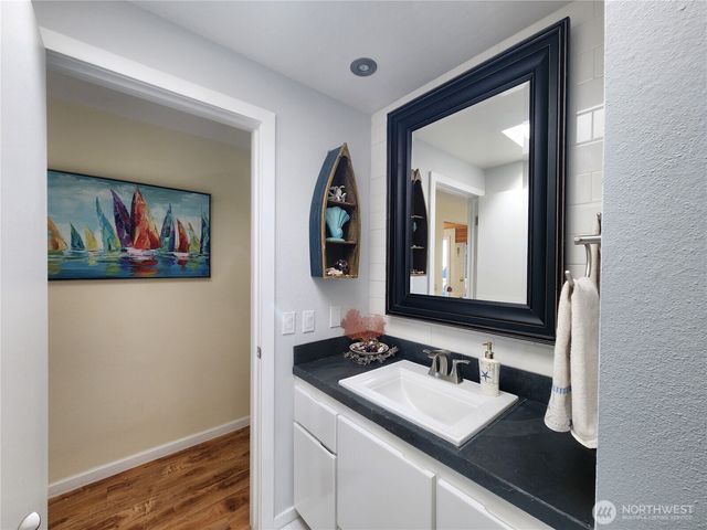 2426 Eastpoint Drive, Langley, WA 98260