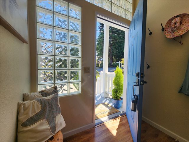 2426 Eastpoint Drive, Langley, WA 98260