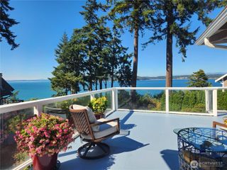 2426 Eastpoint Drive, Langley, WA 98260