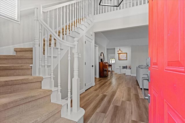 41 Heritage Wood Cir, Sacramento, CA 95831