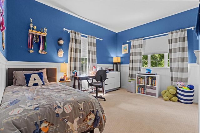 41 Heritage Wood Cir, Sacramento, CA 95831