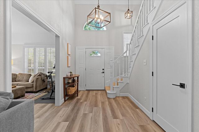 41 Heritage Wood Cir, Sacramento, CA 95831
