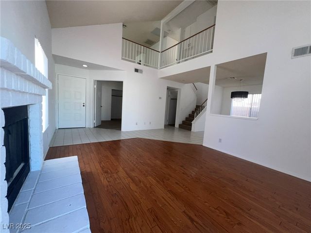 1908 Misty Glade Drive, Las Vegas, NV 89119