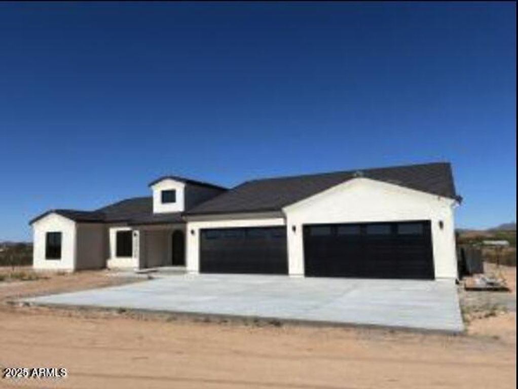 34256 S State Route 89 Highway, Wickenburg, AZ 85390