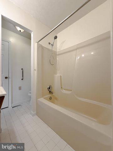 23401 HAWKINS DR, Aquasco, MD 20608