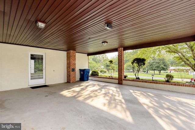 23401 HAWKINS DR, Aquasco, MD 20608
